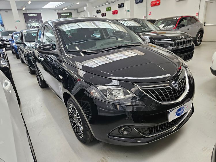 Ypsilon III 