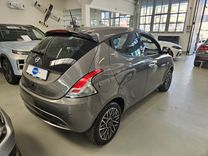 Ypsilon III 
